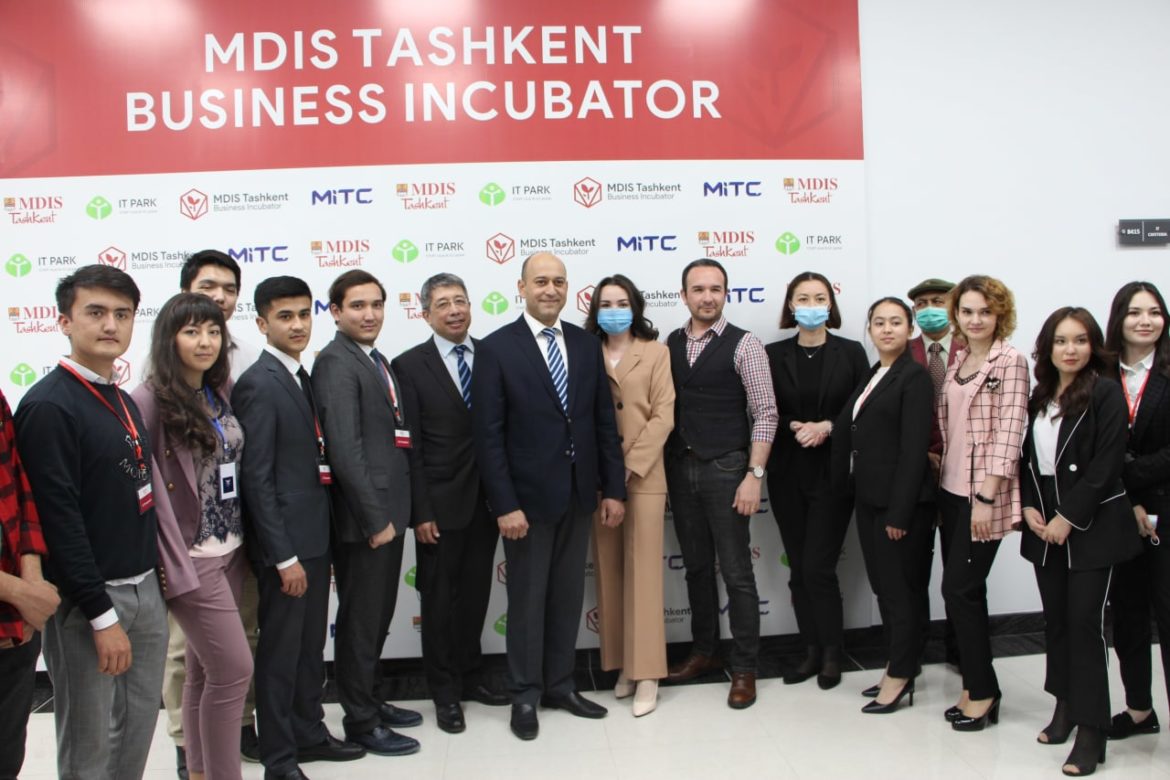 photo5195170670508618295